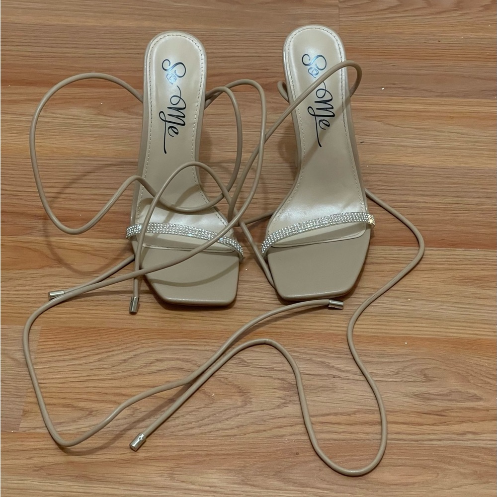 Cute tan/nude brand new lace shoes